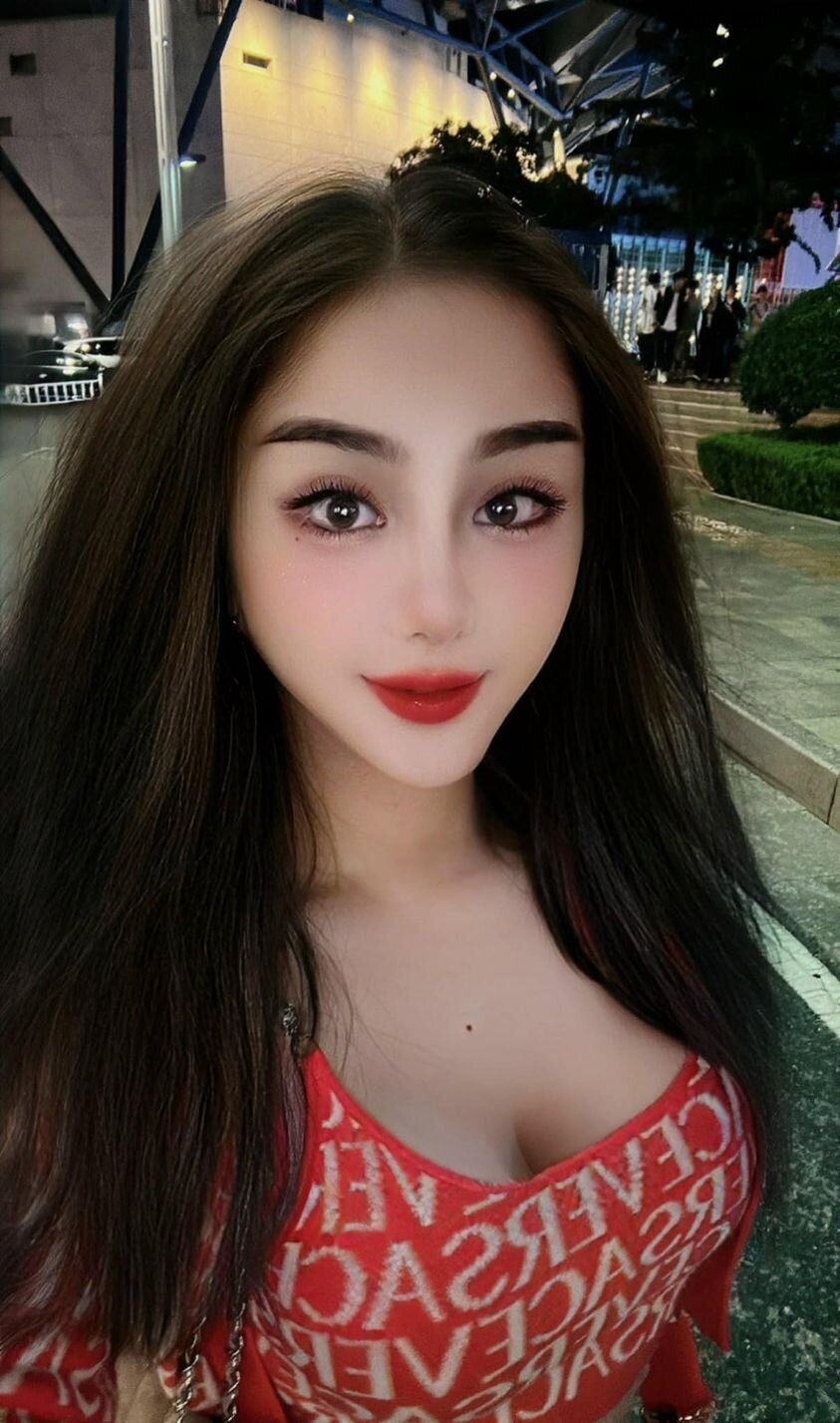 Sao Việt 2/10: Hoa hậu Kỳ Duyên khoe eo thon gợi cảm, Gil Lê du hí Thái Lan - Ảnh 5.