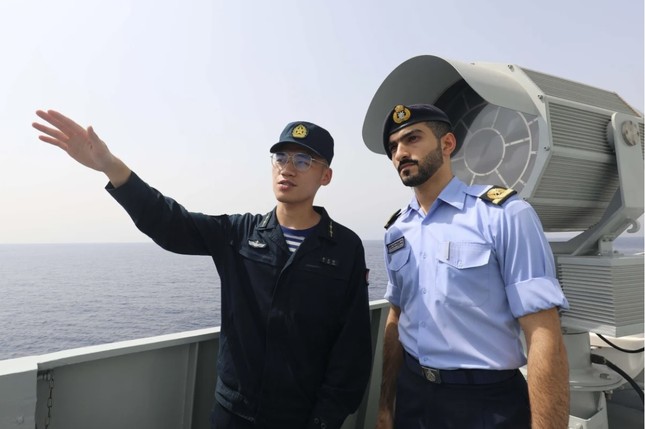 Sáu tàu chiến Trung Quốc hiện diện ở Trung Đông giữa xung đột Israel – Hamas - Ảnh 1.
