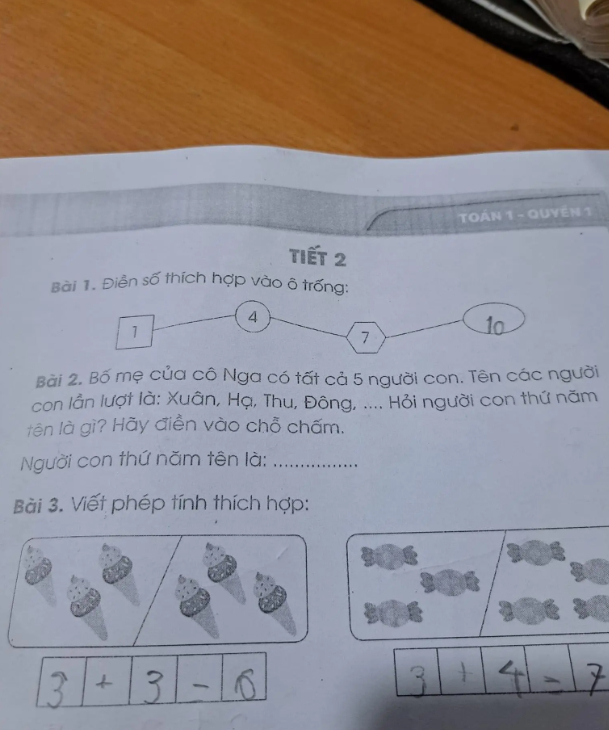 Bài Toán lớp 1 có đáp án rành rành ngay trước mắt nhưng nhiều phụ huynh bó tay: Nghe câu trả lời mà phì cười - Ảnh 1.