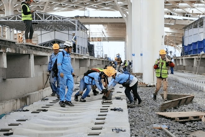 Ta làm đường sắt cho họ, nhưng giờ lại bị gạt ra - Người Trung Quốc cố tìm câu trả lời - Ảnh 4.