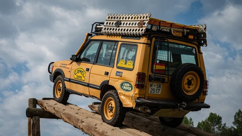 Top 10 mẫu xe Land Rover mang tính biểu tượng nhất trong lịch sử - Ảnh 7.