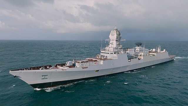 Ấn Độ nhận tàu khu trục thứ 3 trang bị động cơ turbine khí Ukraine - Ảnh 1.