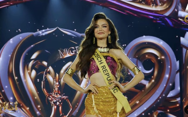 Chung kết Hoa hậu Hòa bình: Lê Hoàng Phương vào top 5, khán giả vỡ òa - Ảnh 23.