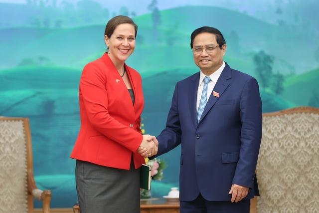 Thủ tướng đề nghị Hoa Kỳ tiếp tục mở cửa thị trường với hàng hóa Việt Nam - Ảnh 1.