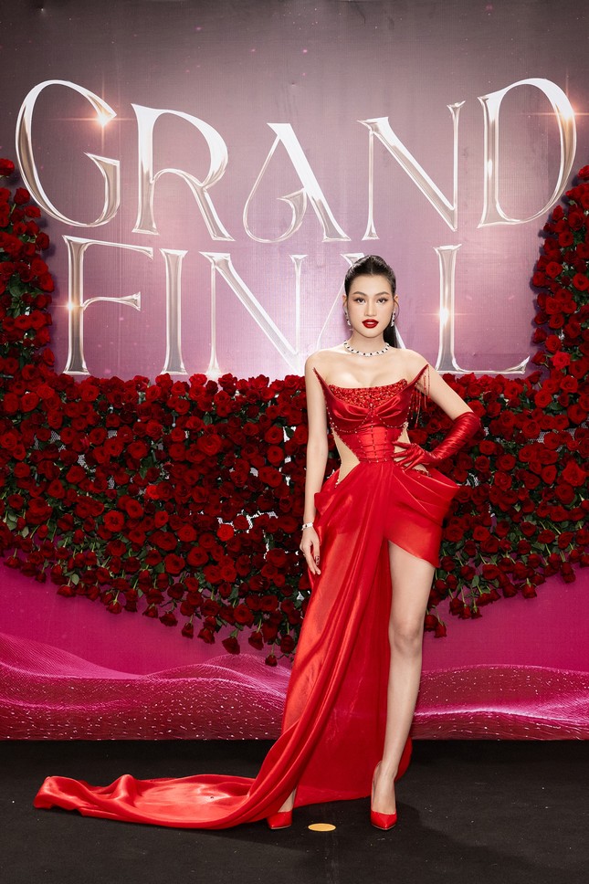 Chung kết Hoa hậu Hòa bình: Lê Hoàng Phương vào top 5, khán giả vỡ òa - Ảnh 46.