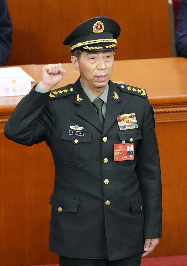 Thăng trầm của Bộ trưởng Quốc phòng Trung Quốc vừa bị miễn nhiệm - Ảnh 2.