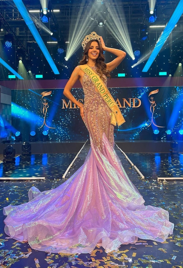 Chuyện tình của Tân Miss Grand International 2023: Bạn trai si mê vượt hơn 19.000km để ở cạnh nữ hoàng - Ảnh 1.