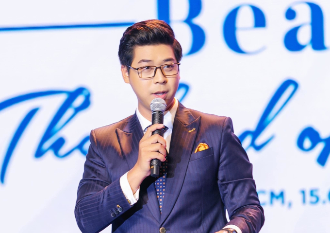 Nam MC dẫn dắt Better Choice Awards: Phủ sóng nhiều chương trình, từ bỏ Học viện hàng không để theo đuổi đam mê  - Ảnh 1.