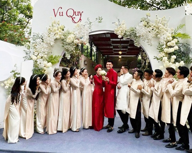 HOT: Siêu mẫu Vĩnh Thuỵ bất ngờ tổ chức đám cưới với bạn gái gia thế - Ảnh 1.