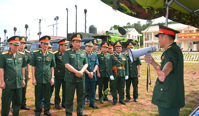 Thành lập Lữ đoàn Tác chiến điện tử 96 - Ảnh 4.