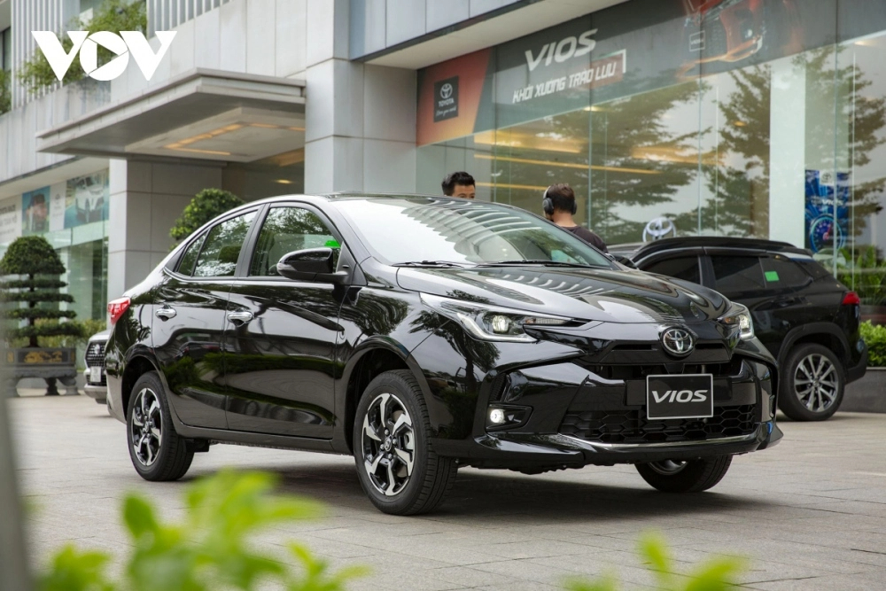 Bảng giá ô tô Toyota tháng 10: Vios tiếp tục ưu đãi phí trước bạ - Ảnh 1.