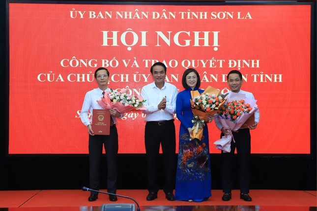 Tiếp nhận, điều động, bổ nhiệm nhân sự 11 tỉnh - Ảnh 6.