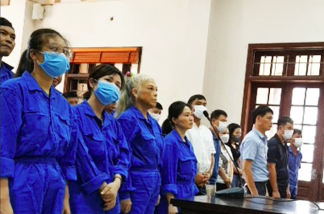 Anh em đại gia lan đột biến cùng nhiều cựu quan chức ở Thái Nguyên hầu tòa vụ khai thác than lậu - Ảnh 2.