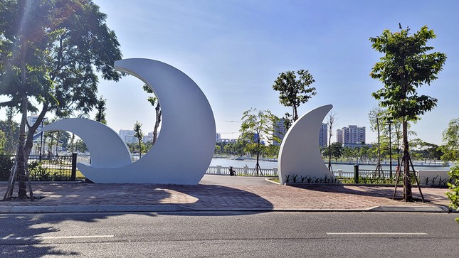 Mãn nhãn với công viên gần 100 tỷ sắp hoàn thiện chào mừng 20 năm thành lập quận Long Biên - Ảnh 7.