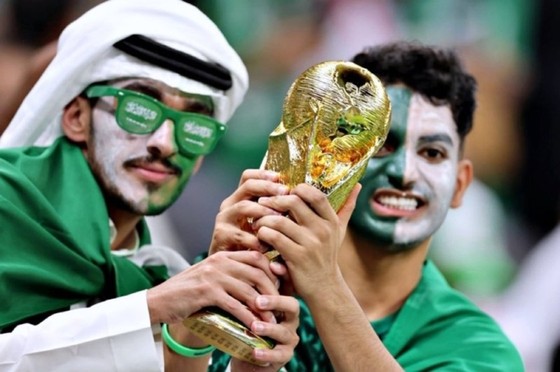 Saudi Arabia chưa quyết định World Cup 2034 vào mùa hè hay mùa đông - Ảnh 1.