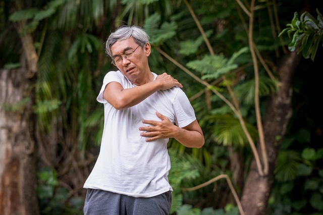 Đàn ông đoản mệnh thường có 4 đặc điểm trên cơ thể: Sau 50 tuổi, có dù chỉ 1 cũng phải đi khám ngay mới mong sống thọ - Ảnh 1. Đàn ông đoản mệnh thường có 4 đặc điểm trên cơ thể: Sau 50 tuổi, có dù chỉ 1 cũng phải đi khám ngay mới mong sống thọ - Ảnh 1.
