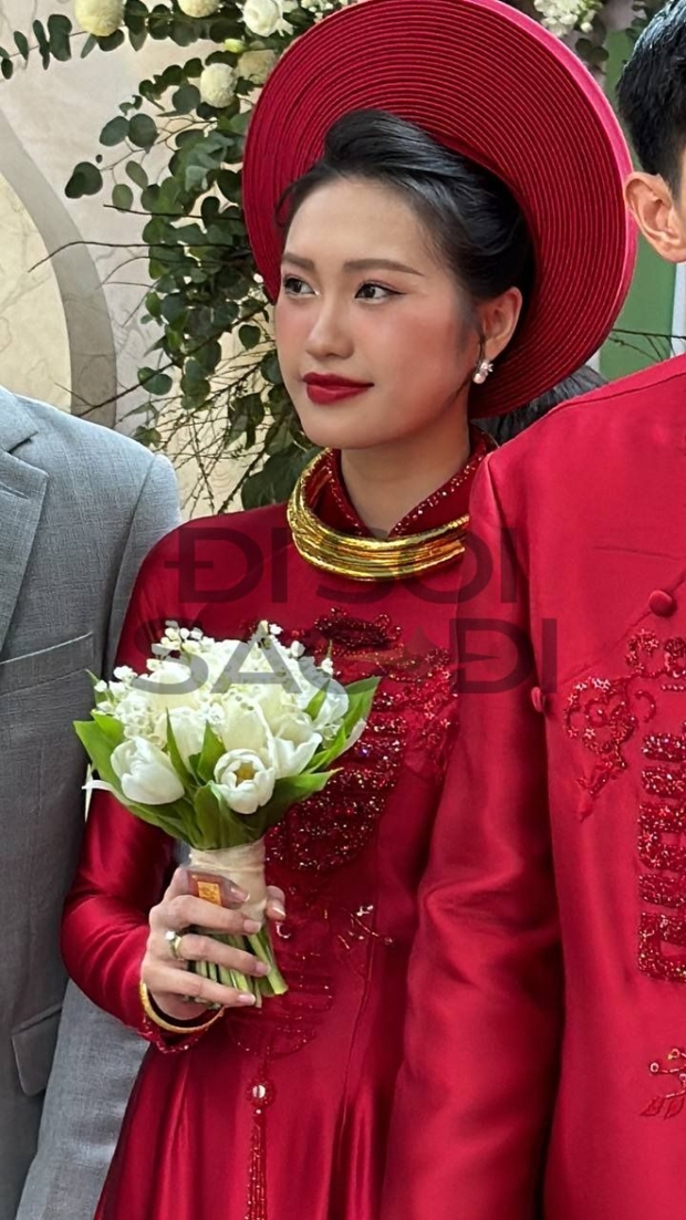 Doãn Hải My bật khóc nức nở khi nhận của hồi môn trong ngày về nhà chồng - Ảnh 5. Doãn Hải My bật khóc nức nở khi nhận của hồi môn trong ngày về nhà chồng - Ảnh 5.