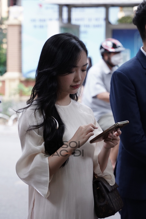 Nhan sắc qua cam thường hội bạn thân cô dâu Doãn Hải My: Mai Hà Trang trắng phát sáng, Hoà Minzy xuất hiện phút chót - Ảnh 3. Nhan sắc qua cam thường hội bạn thân cô dâu Doãn Hải My: Mai Hà Trang trắng phát sáng, Hoà Minzy xuất hiện phút chót - Ảnh 3.