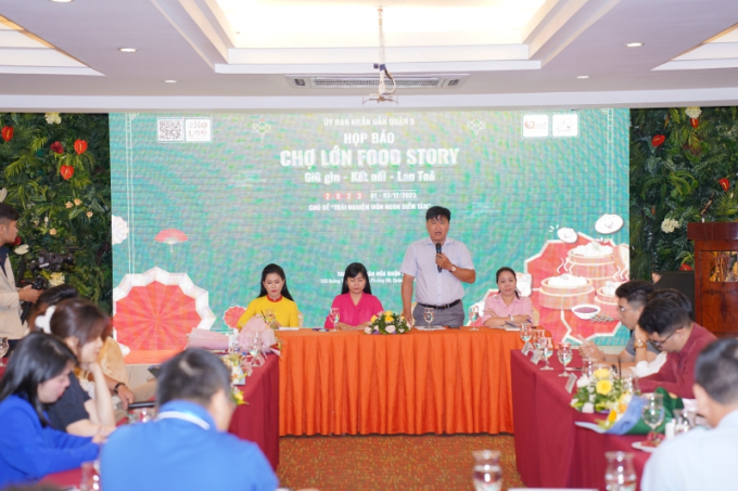 Diễn viên Hứa Vĩ Văn xuất hiện bảnh bao tại sự kiện về ẩm thực - Ảnh 1.