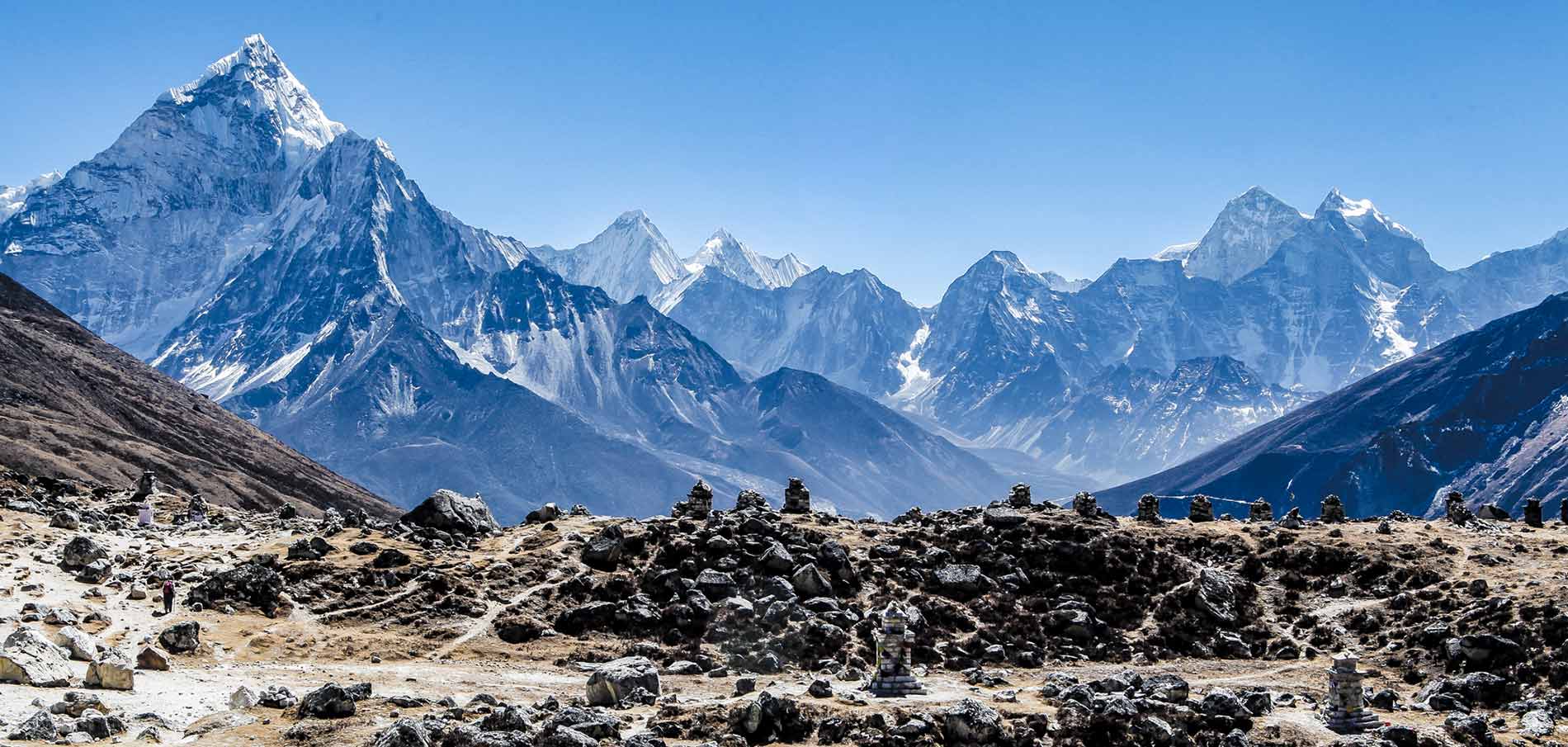 Bí ẩn về cấu trúc rỗng và kho báu bí ẩn bên trong dãy Himalaya - Ảnh 1.