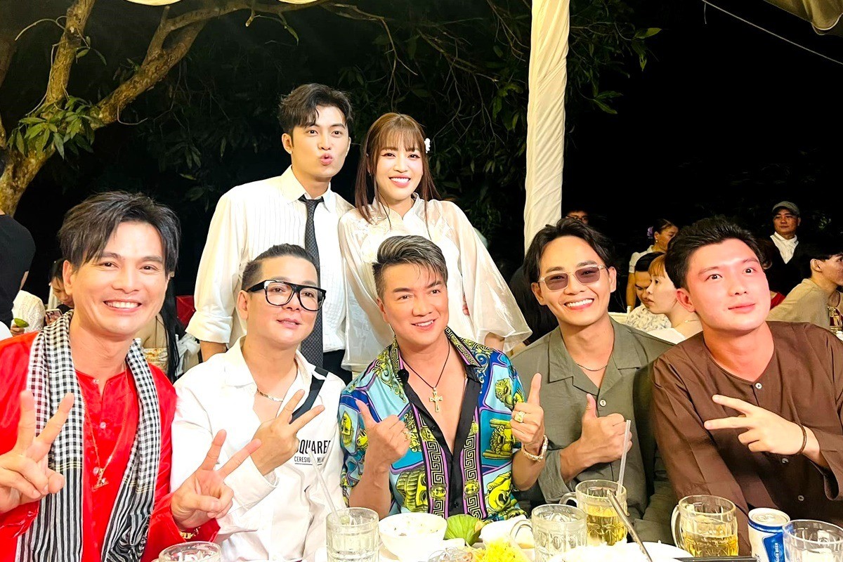 Nửa showbiz Việt đổ bộ lễ cưới Puka - Gin Tuấn Kiệt ở quê Đồng Tháp - Ảnh 6.