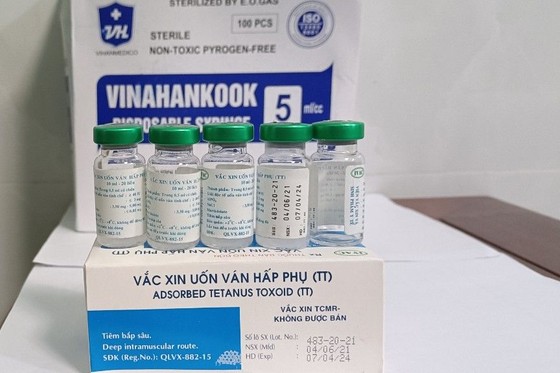 Điều tra, xác minh trường hợp thai phụ sẩy thai sau khi tiêm vaccine - Ảnh 1.