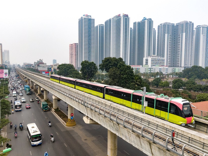 Tàu đường sắt tốc độ cao Bắc-Nam gần 60 tỷ đô: Tương lai sẽ xuất phát ở vị trí nào tại Hà Nội? - Ảnh 1.