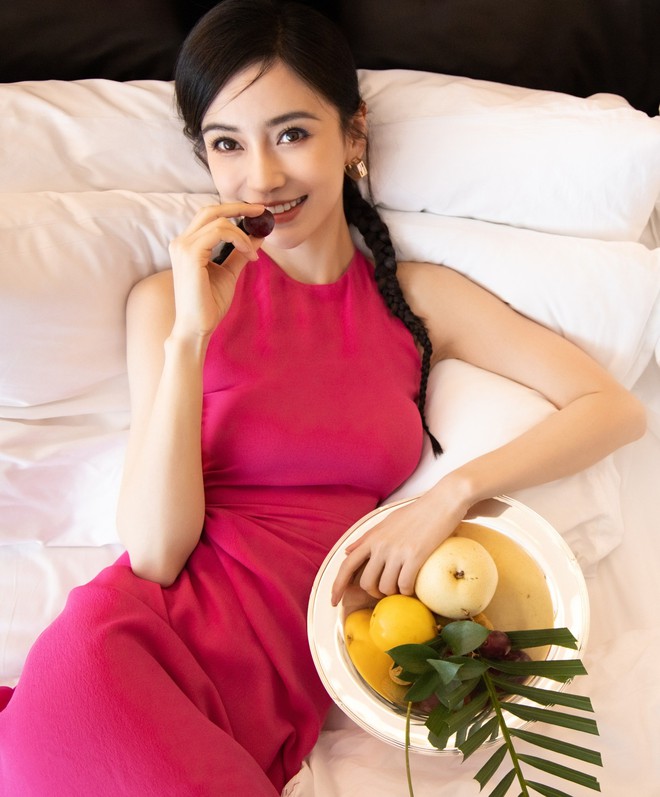  Angelababy còn lại gì khi bị cấm sóng ở tuổi 34  - Ảnh 4.