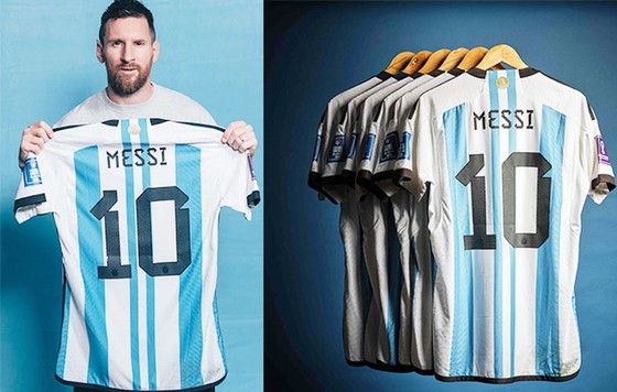 Áo đấu World Cup của Messi dự kiến được bán hơn 10 triệu USD - Ảnh 1.