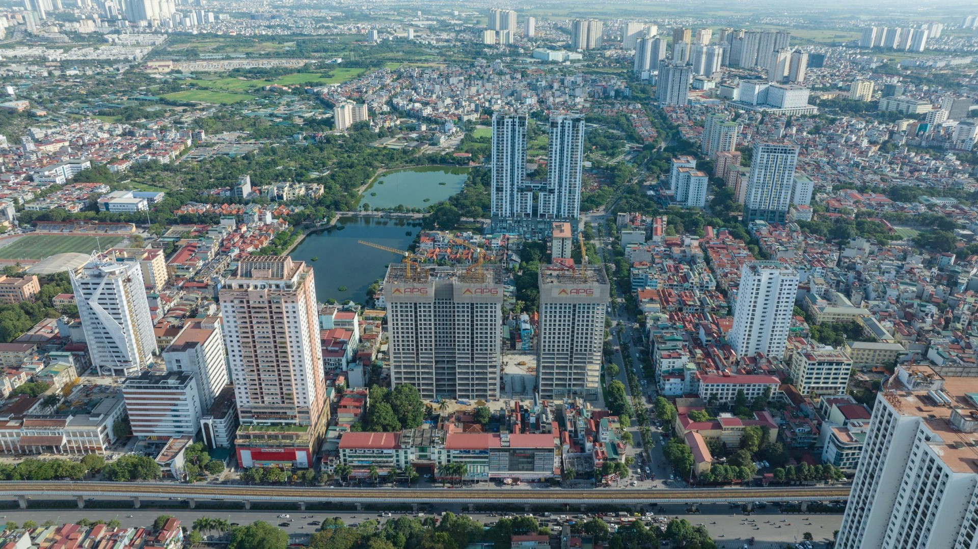 Thị trường vừa khởi sắc, chủ đầu tư đã rục rịch tăng giá chung cư - Ảnh 2. Thị trường vừa khởi sắc, chủ đầu tư đã rục rịch tăng giá chung cư - Ảnh 2.