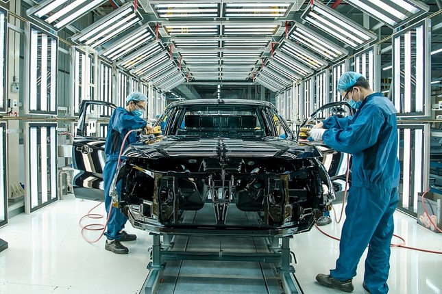 Bộ Tài chính bác đề xuất ưu đãi thuế của các nhà sản xuất ô tô lớn tại Việt Nam - Ảnh 1.