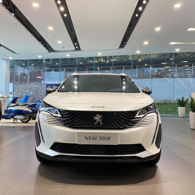 Peugeot 3008 giảm giá gần 140 triệu tại đại lý: Bản rẻ nhất còn hơn 800 triệu, dễ cạnh tranh CX-5, Forester - Ảnh 1.