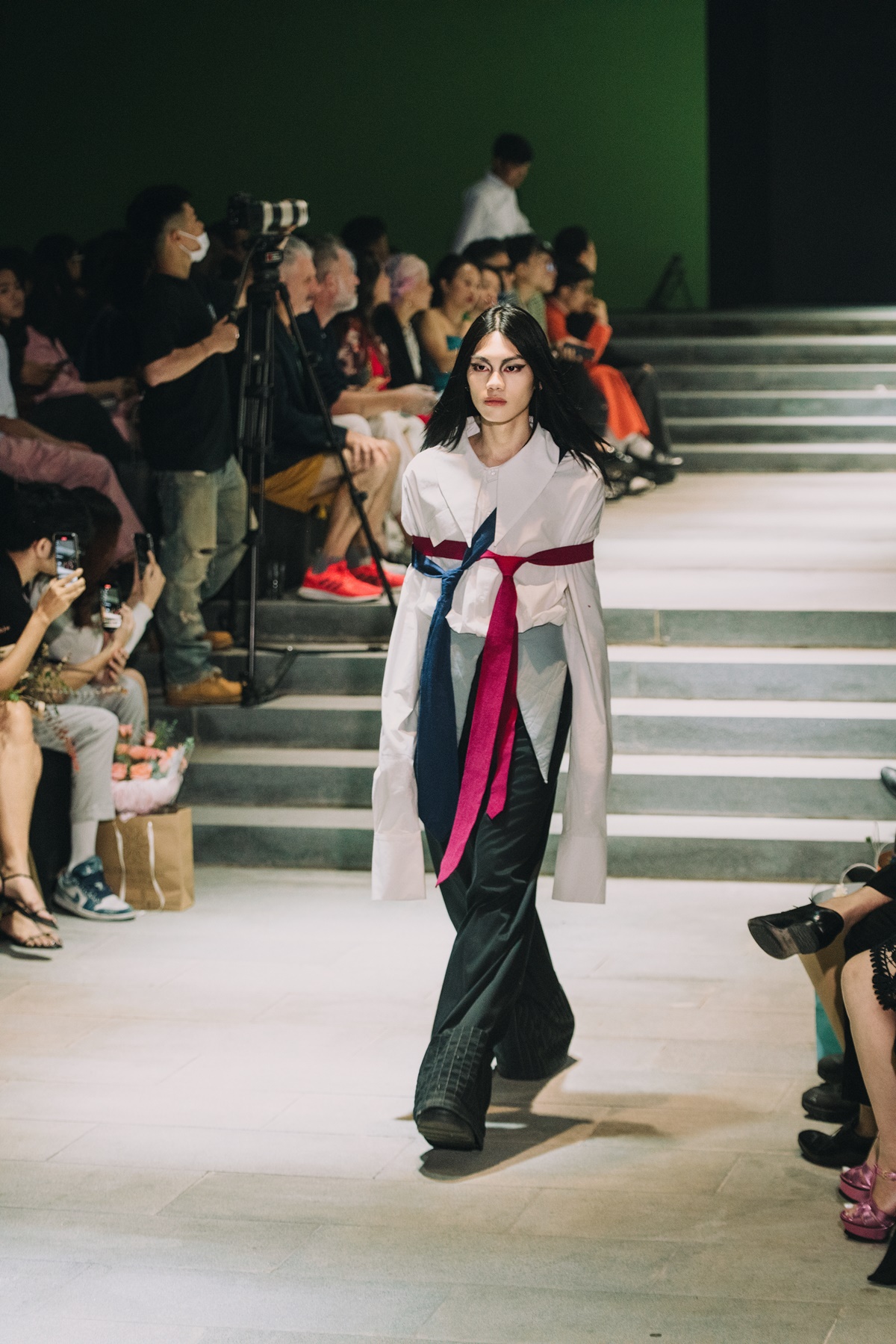 Á quân The New Mentor khoe thần thái sắc lạnh, cá tính trong bộ sưu tập của NTK Gen Z - Ảnh 6.