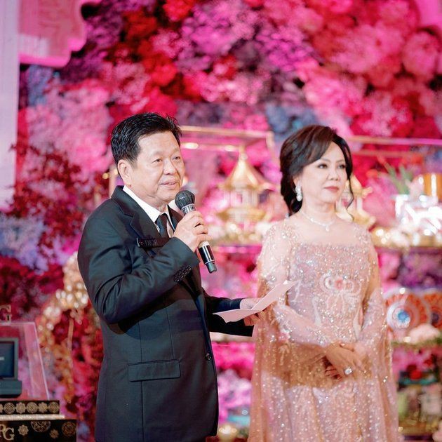 Con trai cựu chủ tịch AirAsia kết hôn với ái nữ trùm bất động sản: Chi tới 117 tỷ, tặng quà khách mời toàn Hermes - Ảnh 8.