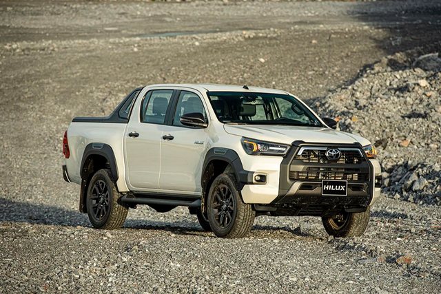Toyota Hilux, Fortuner sẽ thêm động cơ hybrid dầu năm sau: Bớt ồn, có thể mạnh hơn Ranger, Everest - Ảnh 3.