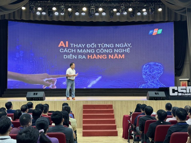 Ông Hoàng Nam Tiến: Không phải là công nhân, mà cả triệu người tự tin rằng mình có học sẽ bị AI thay thế nhanh nhất - Ảnh 2.