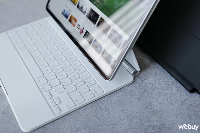 Đây là bàn phím bay cho iPad Pro, giá chỉ bằng một nửa hàng chính hãng mà còn có thêm cả tính năng đặc biệt này - Ảnh 1.