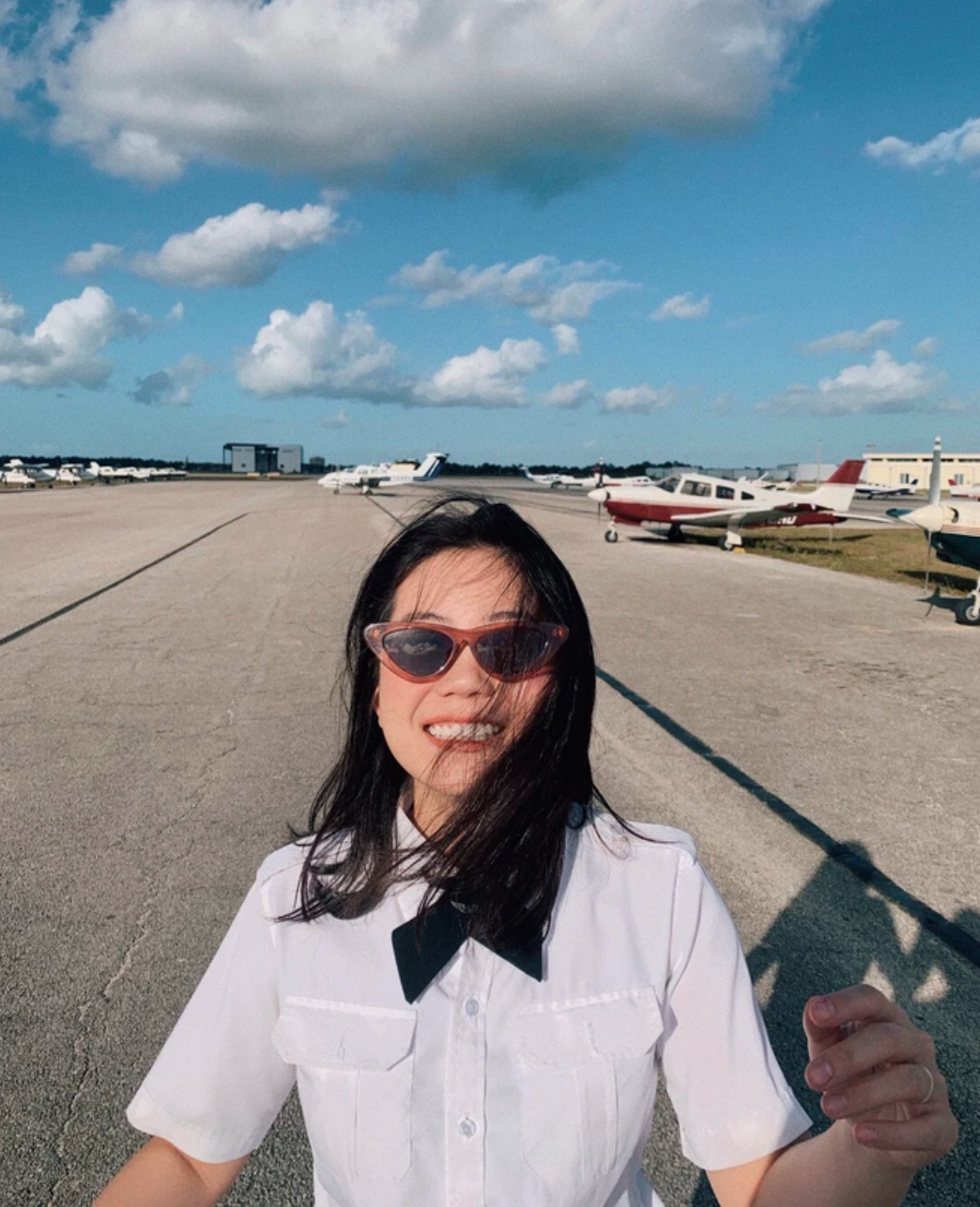 Chi gần 5 tỷ học làm phi công, nữ cơ phó 27 tuổi tiết lộ thời gian thu hồi vốn - Ảnh 2. Chi gần 5 tỷ học làm phi công, nữ cơ phó 27 tuổi tiết lộ thời gian thu hồi vốn - Ảnh 2.