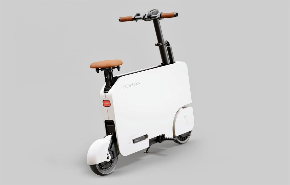 Honda bắt đầu bán mẫu scooter điện mini có một không hai: Gập gọn như 1 chiếc vali, giá dưới 1.000 USD - Ảnh 4.