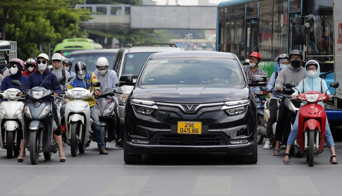 Làn gió xe điện thổi vào ĐNÁ: Cơ hội từ nhu cầu của gần 700 triệu dân, Thái Lan là điểm đến yêu thích nhất - Ảnh 1.