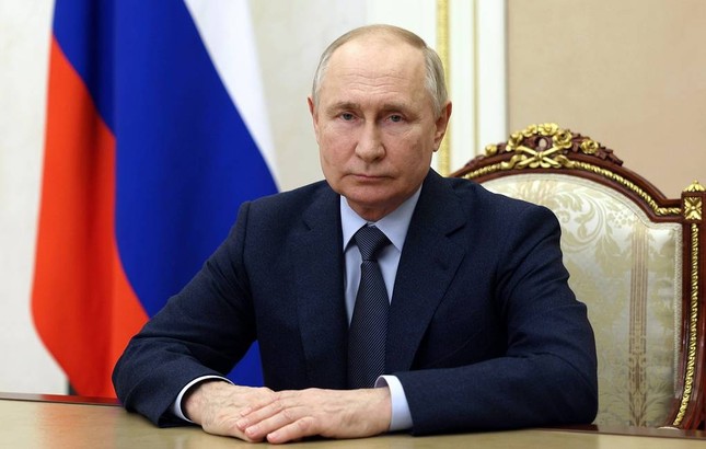Tổng thống Vladimir Putin nói Nga, Trung Quốc không thành lập liên minh quân sự - Ảnh 1.