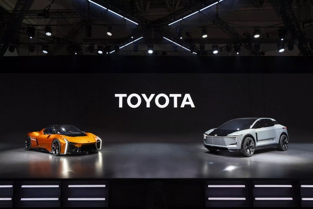 Toyota bán bớt cổ phần công ty sản xuất linh kiện ô tô lớn thứ 2 thế giới để có tiền làm xe điện - Ảnh 3.