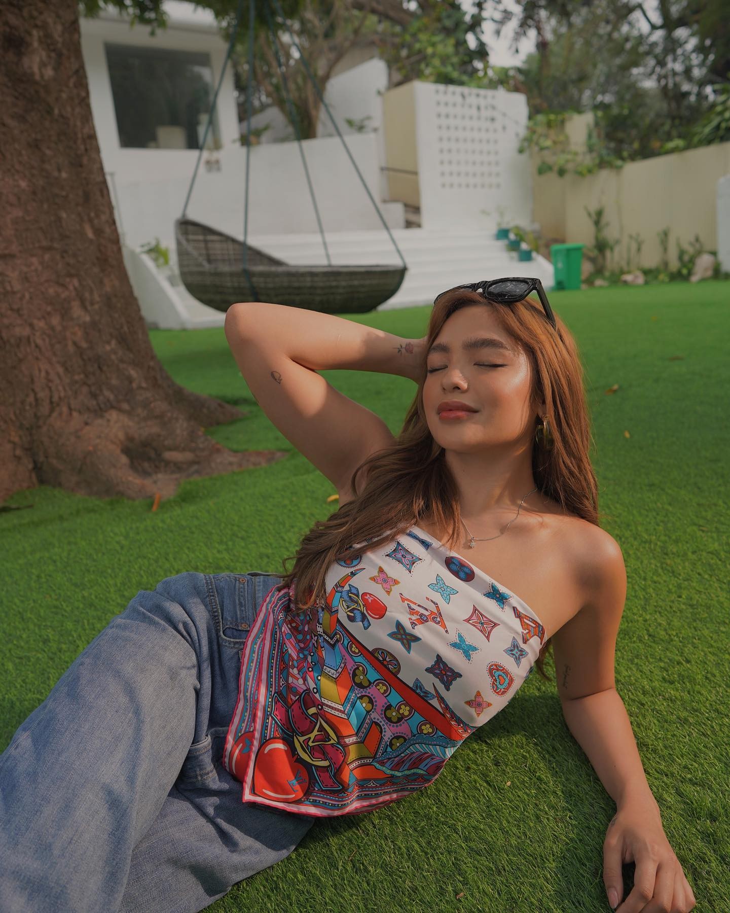 Cô gái sinh năm 2003 khiến cặp tiên đồng ngọc nữ đẹp nhất Philippines tan vỡ? - Ảnh 9.