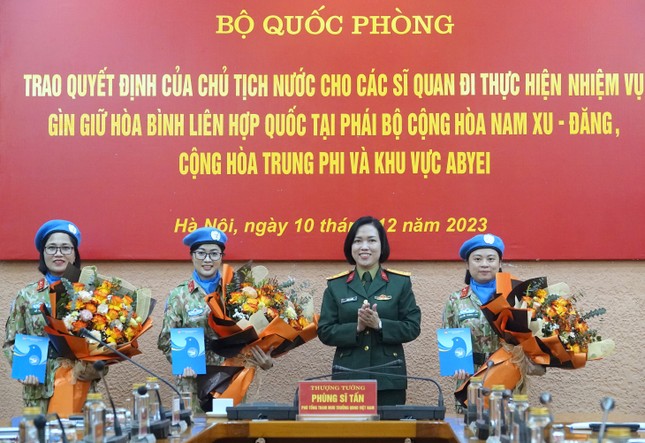 Chủ tịch nước cử 4 sĩ quan Quân đội tới 3 phái bộ gìn giữ hòa bình - Ảnh 5.