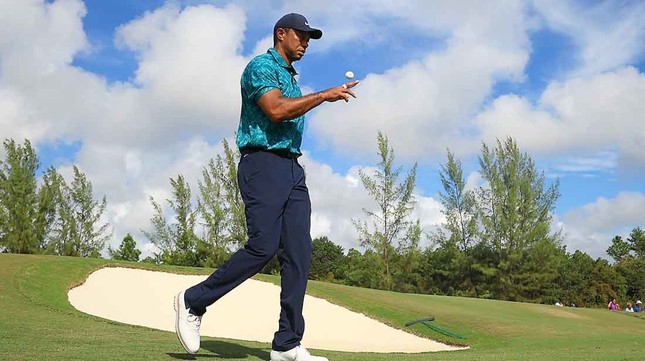 Tiger Woods, Jon Rahm và cuộc chiến chống lại tiếng gọi đồng tiền - Ảnh 3.