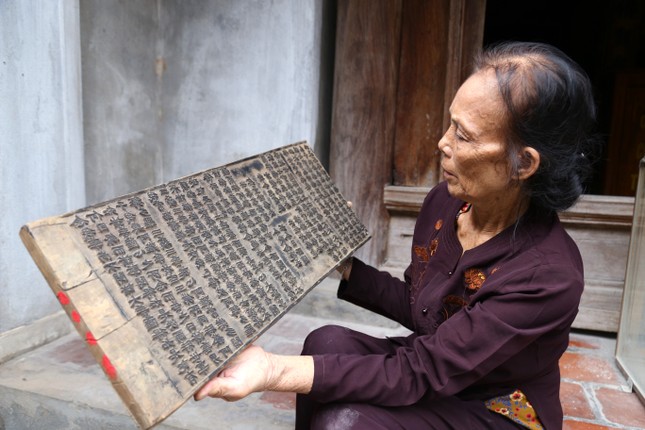 Ngôi chùa ở Nghệ An lưu giữ hơn 200 bản khắc kinh mộc cổ - Ảnh 9.