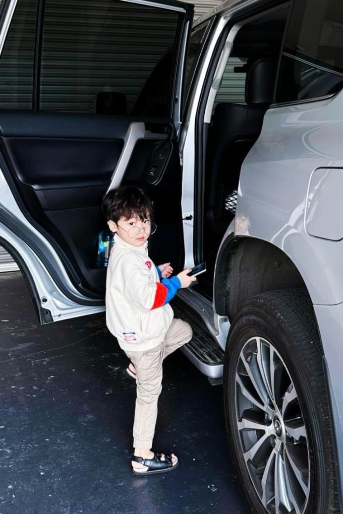 Hoà Minzy khoe ảnh hiếm con trai lúc 15 ngày tuổi, hiện tại lớn phổng phao thấy rõ - Ảnh 5.