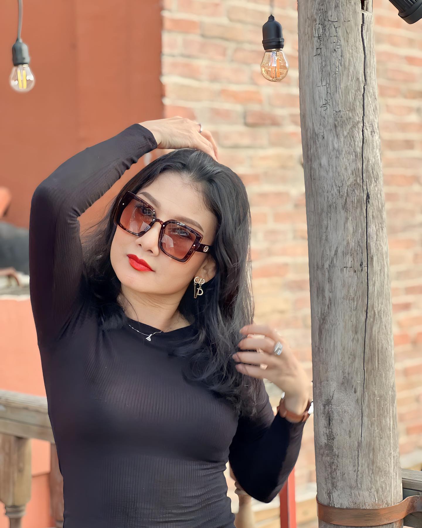 NSND là nữ giám đốc nhà hát kịch, U50 không lấy chồng, sinh con, bán nhà, bán xe vì sân khấu - Ảnh 6.