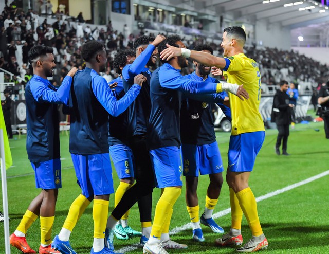 Ngay từ khi 15 tuổi, Ronaldo đã tin bản thân sẽ trở thành cầu thủ xuất sắc nhất thế giới - Ảnh 2. Ngay từ khi 15 tuổi, Ronaldo đã tin bản thân sẽ trở thành cầu thủ xuất sắc nhất thế giới - Ảnh 2.