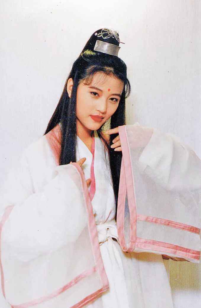 Bệnh tật đeo bám cuộc đời Châu Hải My: Không thể có con vì chẩn đoán hồi trẻ, qua đời vì bệnh tình chuyển xấu - Ảnh 4.